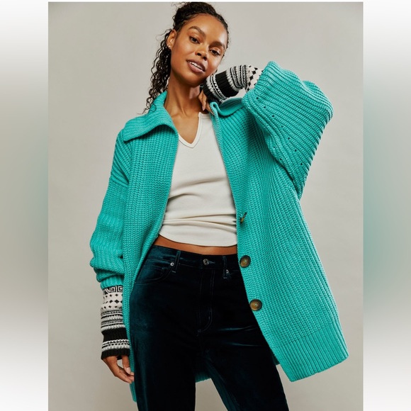 Swim to Deep Cardi - Picture 1 of 3